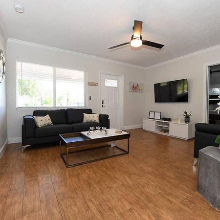 4Br Home, Hot Tub, Near Beach & Wilton Manors Fort Lauderdale Exterior photo