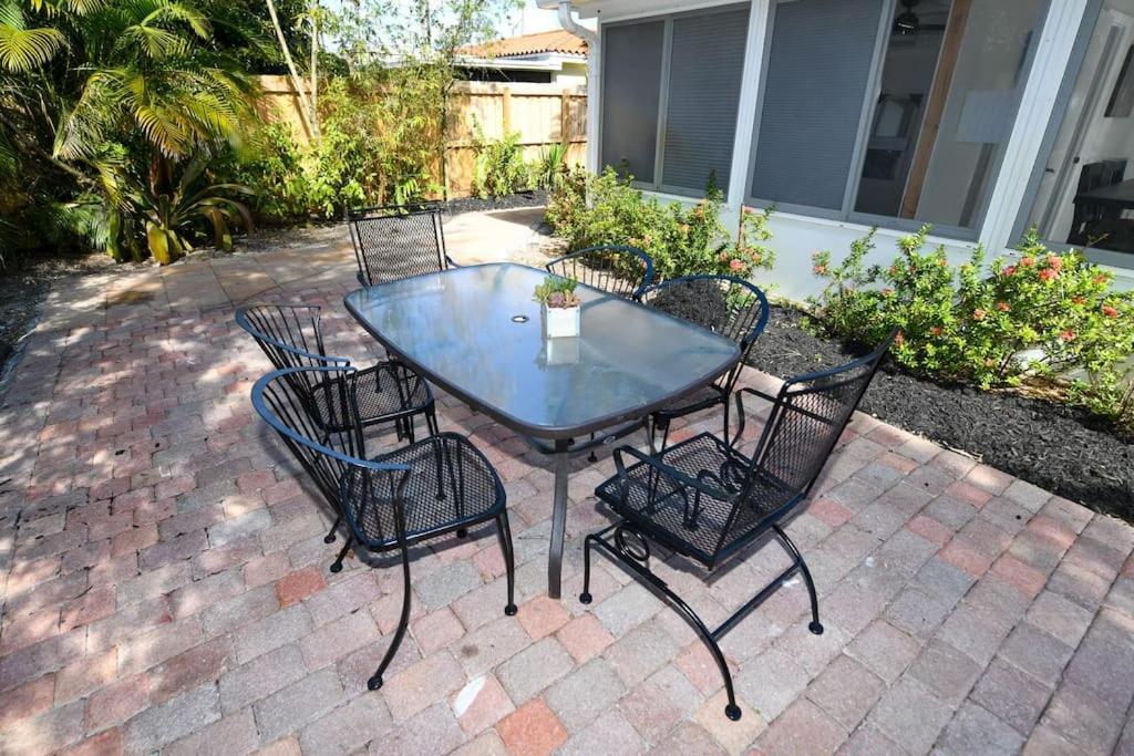 4Br Home, Hot Tub, Near Beach & Wilton Manors Fort Lauderdale Exterior photo